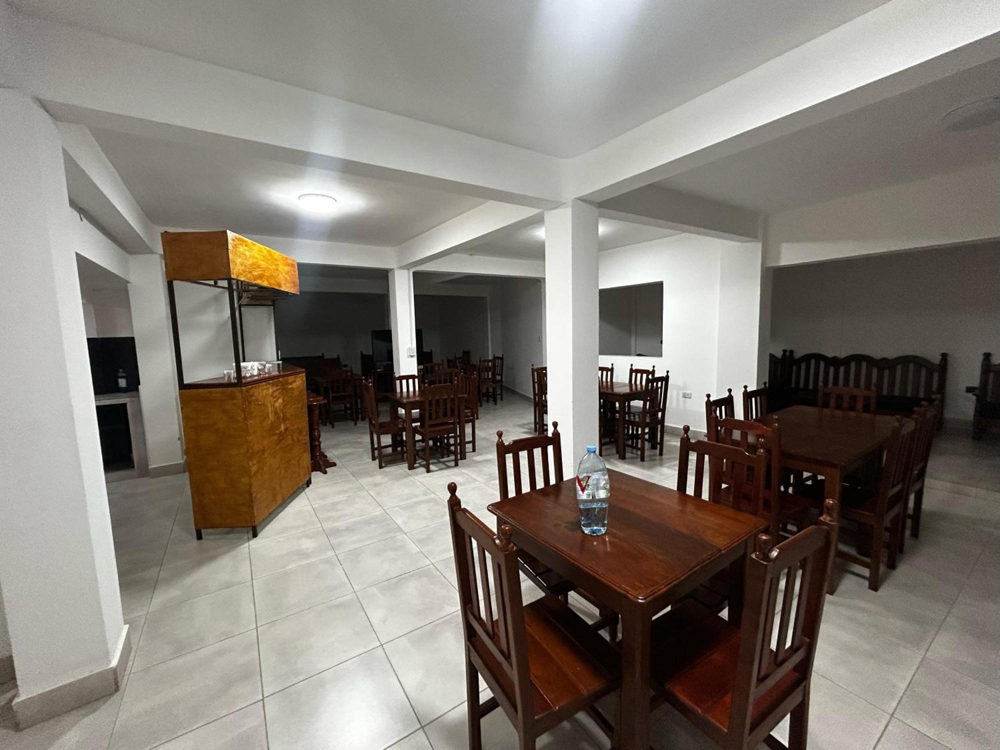 Virginia Hotel ลา เกียกา ภายนอก รูปภาพ